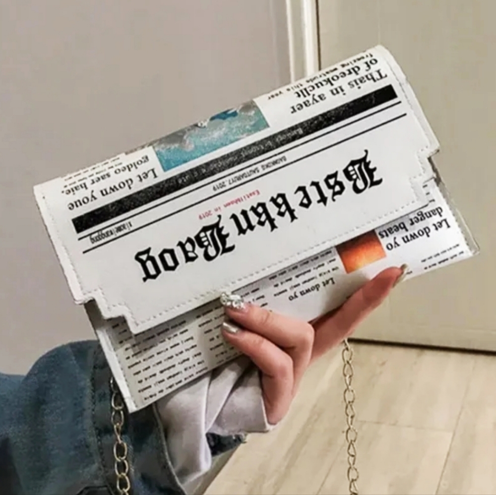 Newspaper Print Flap Crossbody Purse, Clutch, Snap Added Gold Chain New! 8" X 5" - Picture 8 of 17